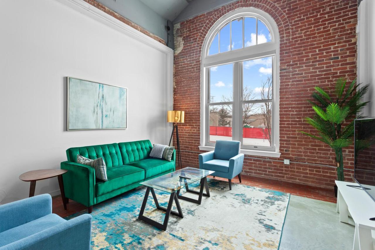 Frontdesk Historic Kcy Flats With Rooftop Deck Канзас-Сити Экстерьер фото